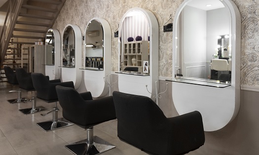 How Can You Effortlessly Manage Salon Booth Rentals with User-Friendly Software?